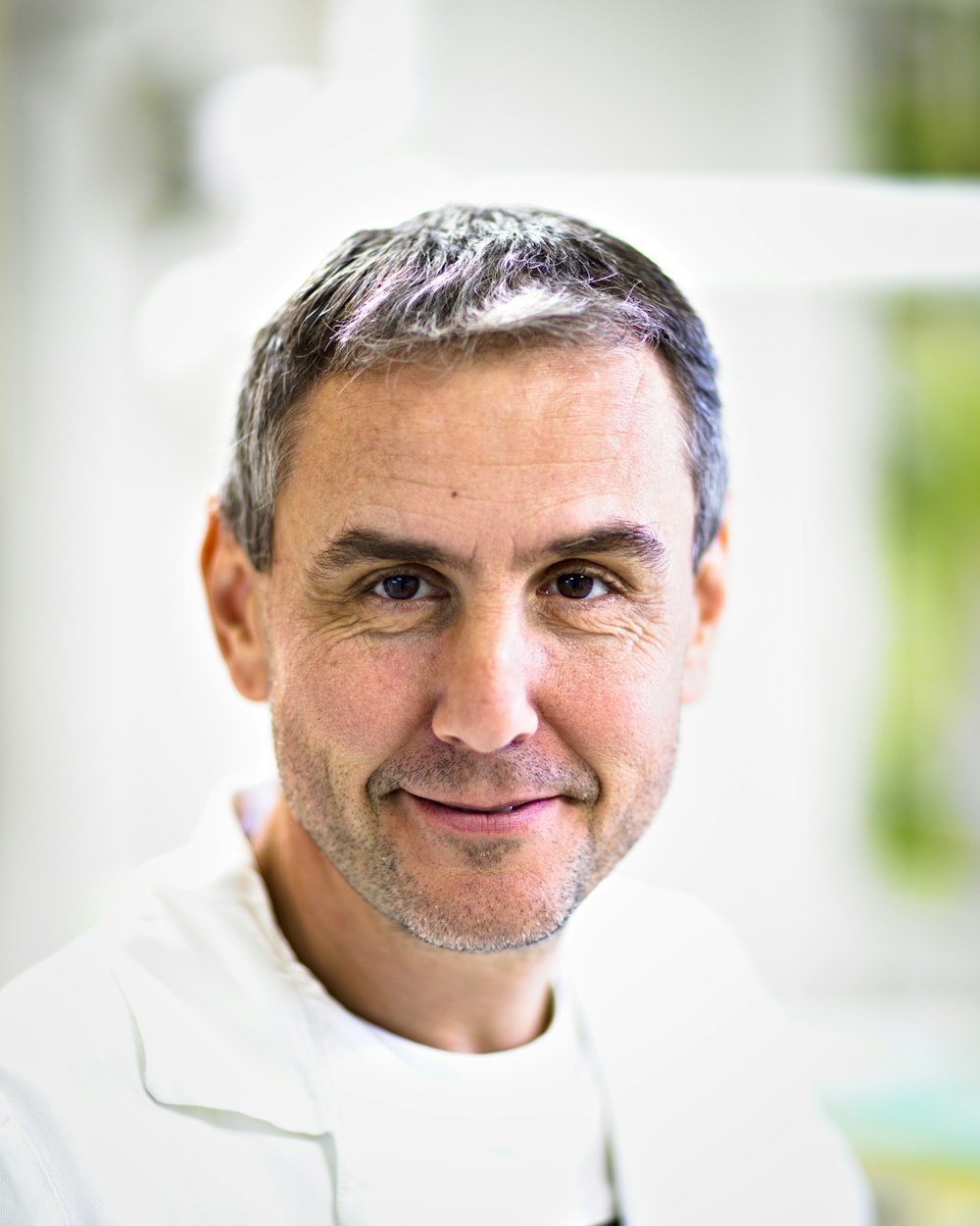 The implant specialist at Dundee Dental